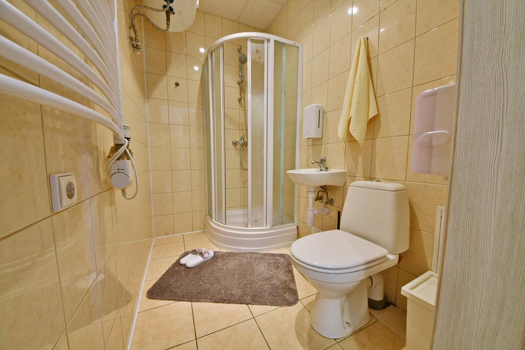 Laisves Avenue Hostel "Easy Kaunas" 외부 사진