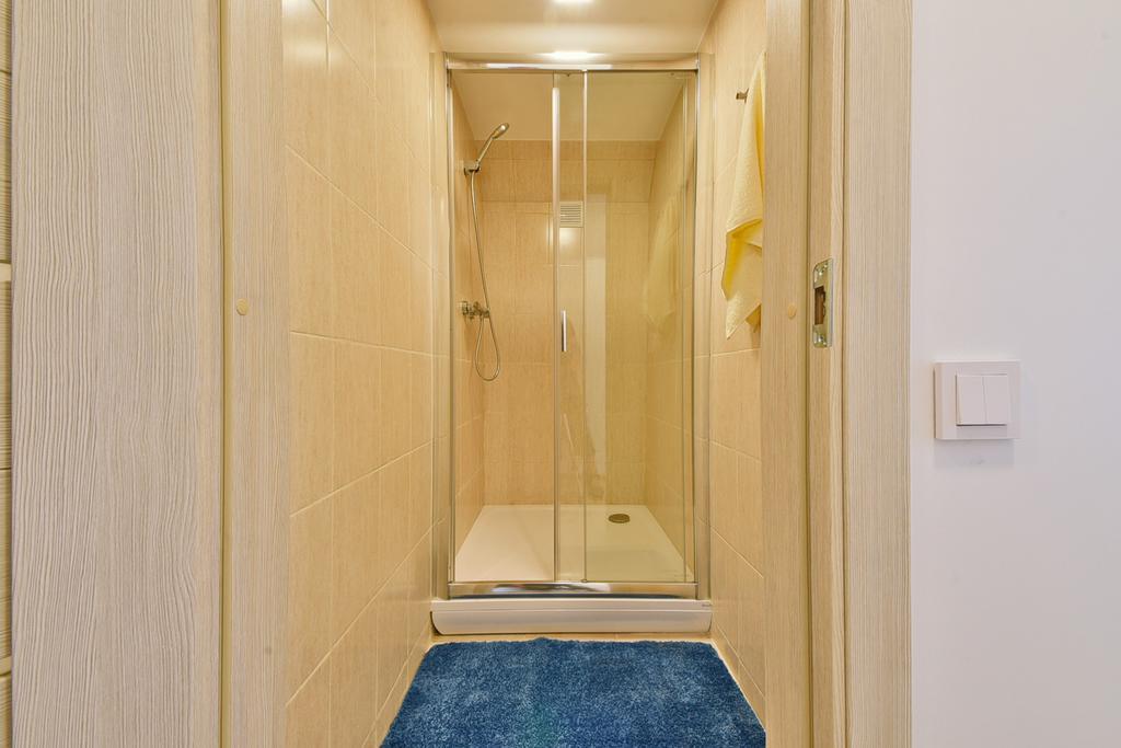 Laisves Avenue Hostel "Easy Kaunas" 외부 사진