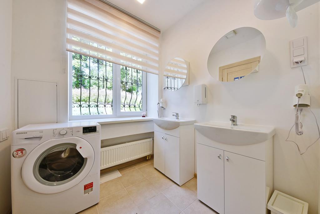 Laisves Avenue Hostel "Easy Kaunas" 외부 사진